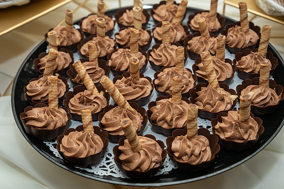 1035