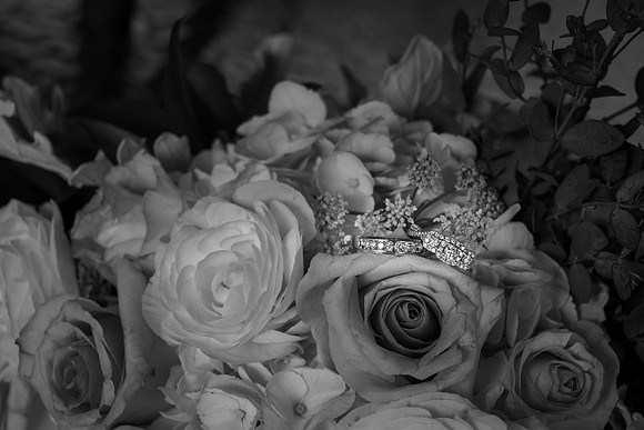 B&W 026
